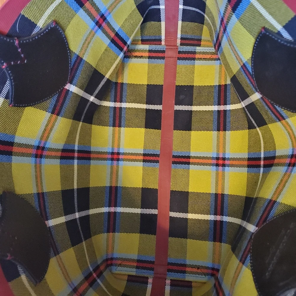 BURBERRY oversized reversible tote - Picture 7 of 11